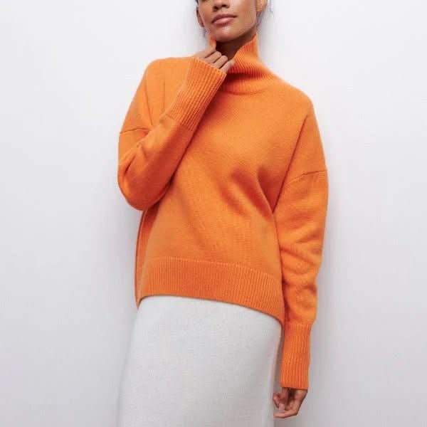 ARIA OVERSIZED TURTLENECK SWEATER